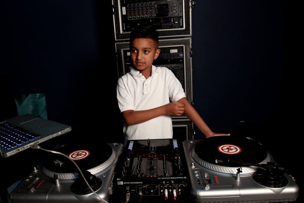 DJ Berusia Muda Yang Populer di Dunia